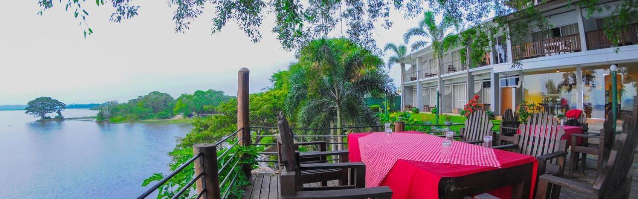 Lake Wind Hotel تيساماهاراما المظهر الخارجي الصورة